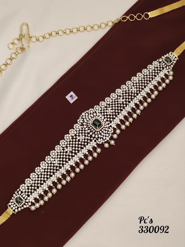 V70: Beautiful Diamond Finish Waist Belt