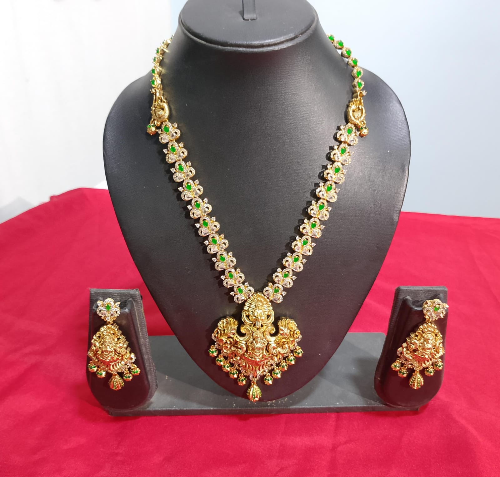 C100: Beautiful  Long Haram  Set