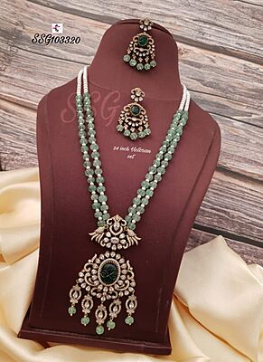 V461: Beautiful Pearls Long Haram