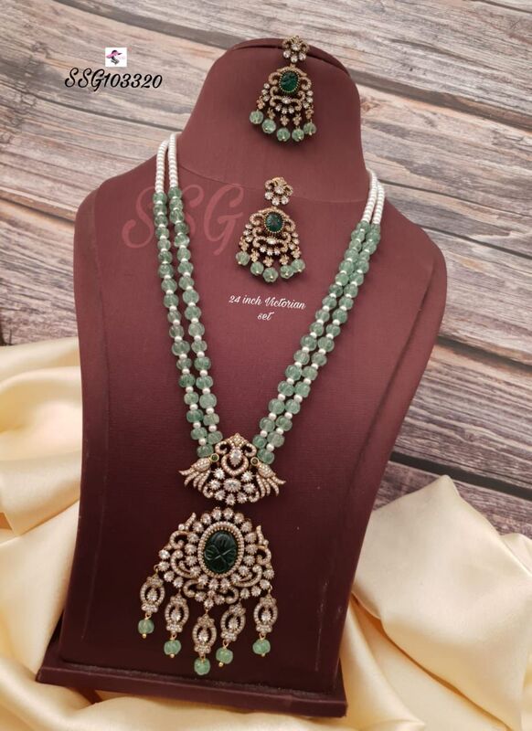 V461: Beautiful Pearls Long Haram