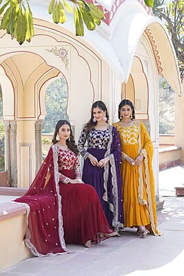 B3026: Beautiful 2PC Long Dresses