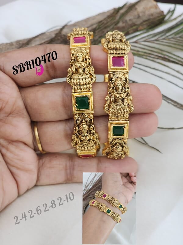 V260: Beautiful Bangles