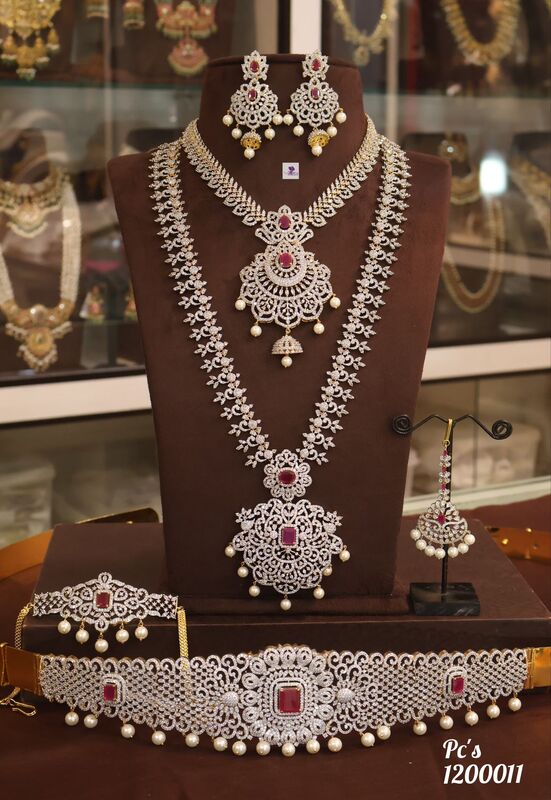 V500: Beautiful Bridal Set
