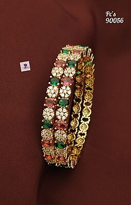 V520: Beautiful Bangles