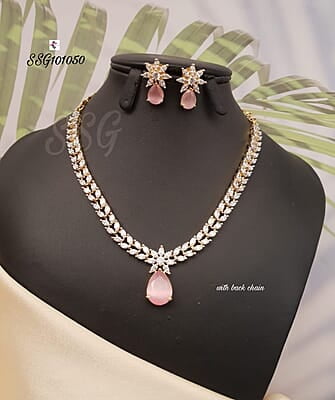 M048: Diamond Finish Necklace