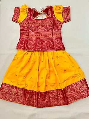 B1320: Beautiful Kids Lehanga Set