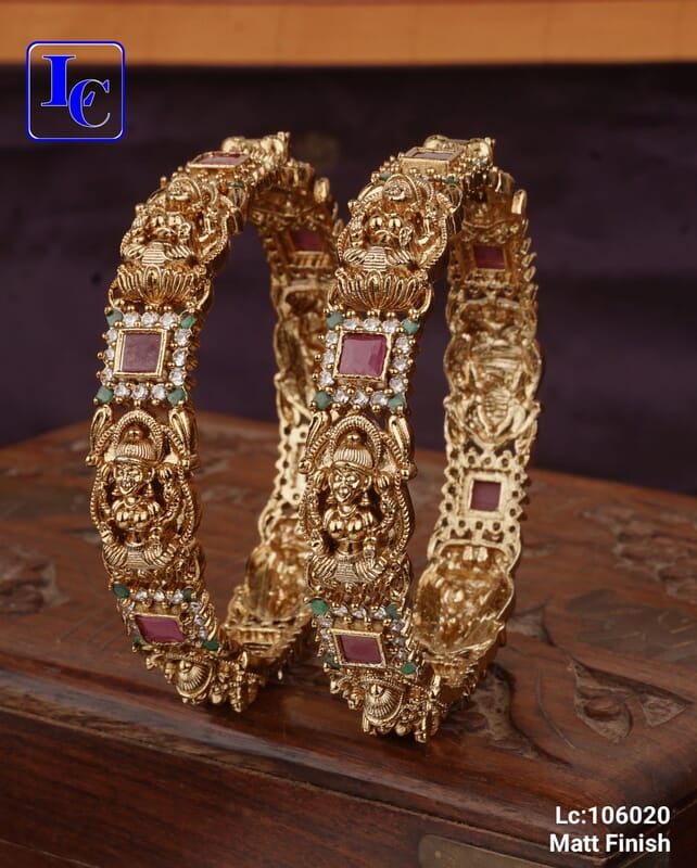 V81: Beautiful Matt Finish Bangles