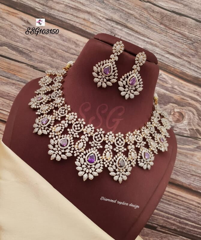 V265: Beautiful Diamond Replica Necklace Set