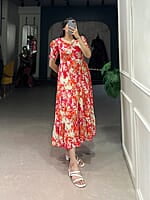 B1463: Beautiful Georgette Frocks