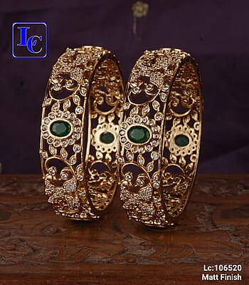 V82: Beautiful Matt Finish Bangles