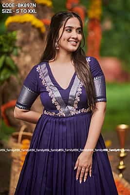 B3337: Beautiful Pure Handloom Cotton Frock