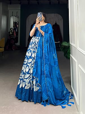 B2054: Beautiful Dola Silk Long Frocks With Duppata