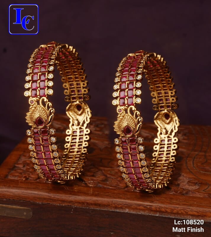 V90: Beautiful Matt Finish Bangles
