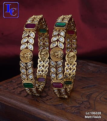 V92: Beautiful Matt Finish Bangles