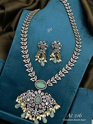 V682: Beautiful Victorian Finish Long Haram