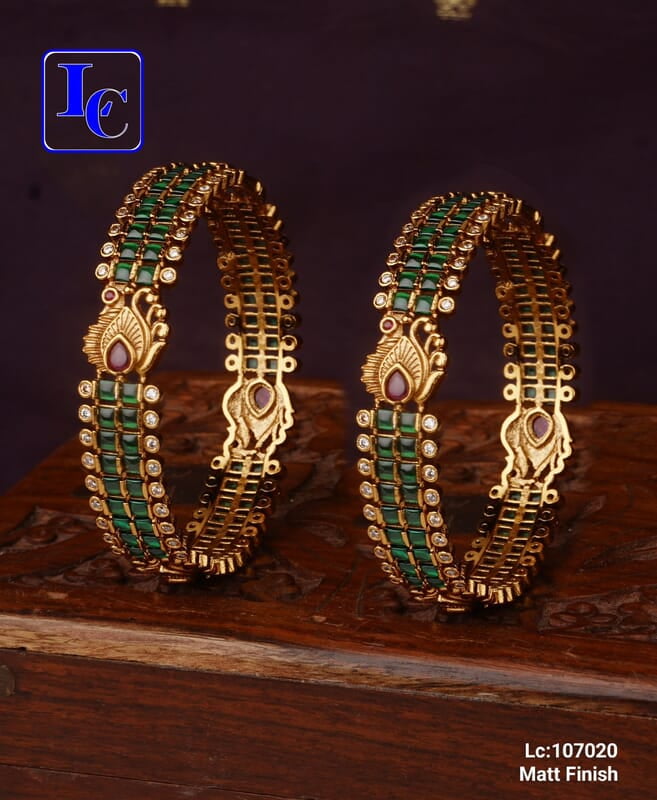 V94: Beautiful Matt Finish Bangles