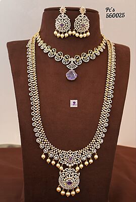 V775: Beautiful Bridal Set