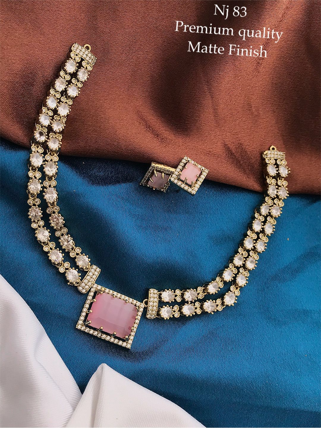 V823: Beautiful Premium Quality Matte Finish Necklace Set