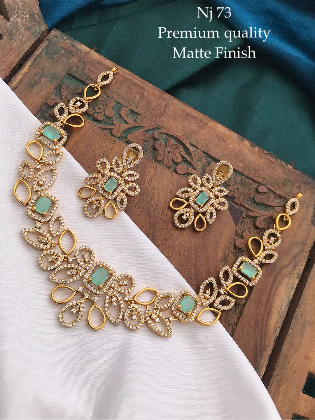 V834: Beautiful Premium Quality Matte Finish Necklace Set