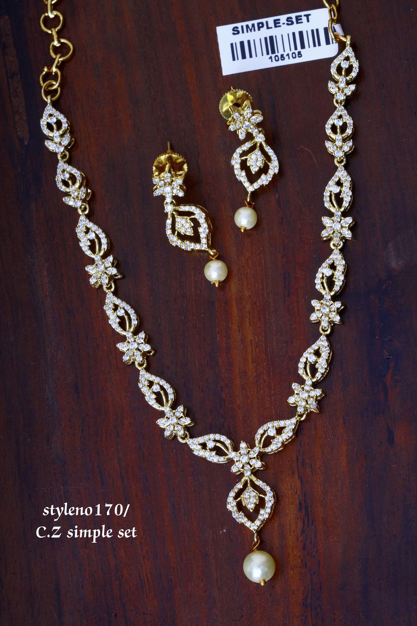 V863:Beautiful CZ Stone Necklace Set