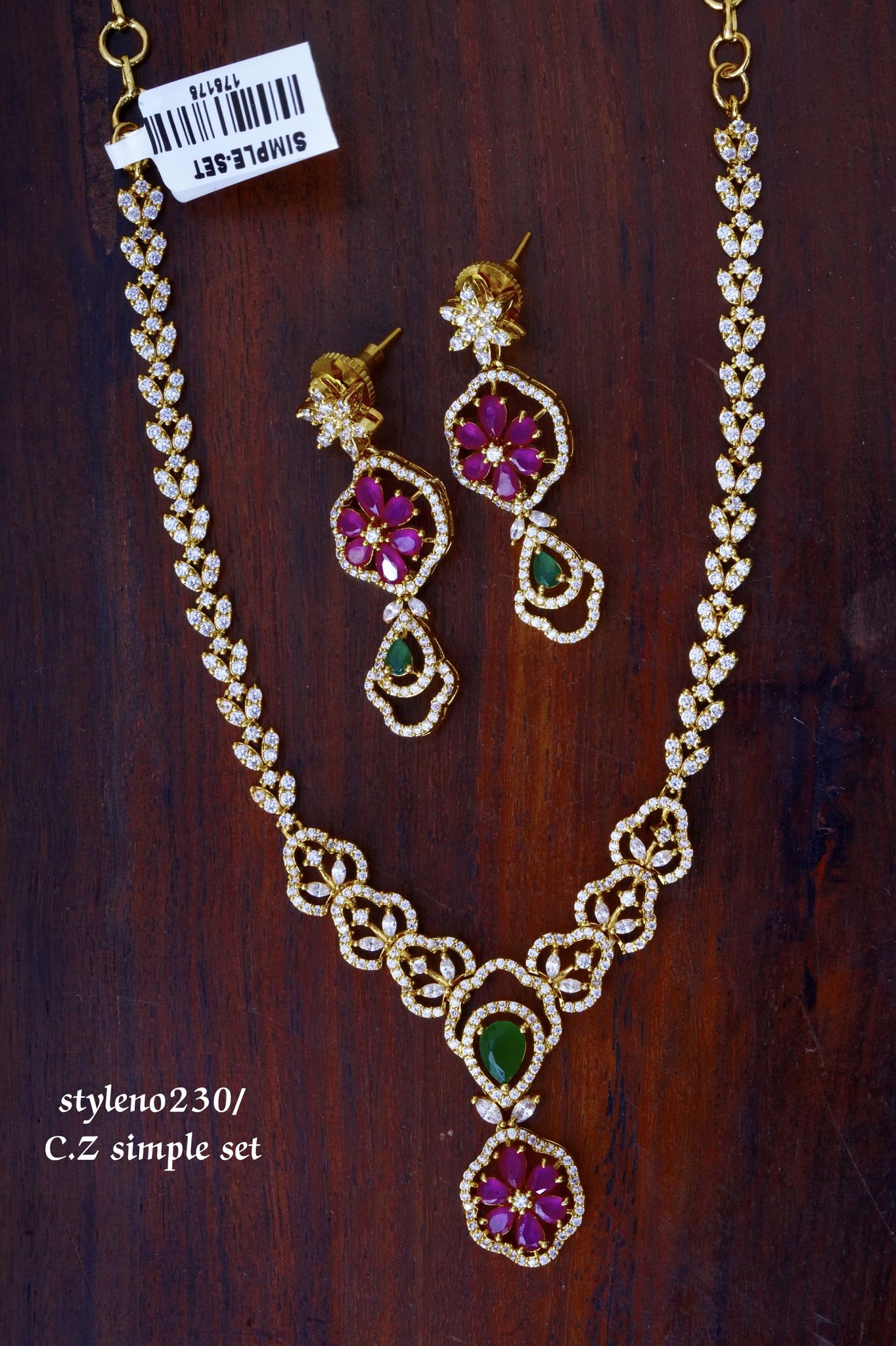 V866:Beautiful CZ Stone Necklace Set