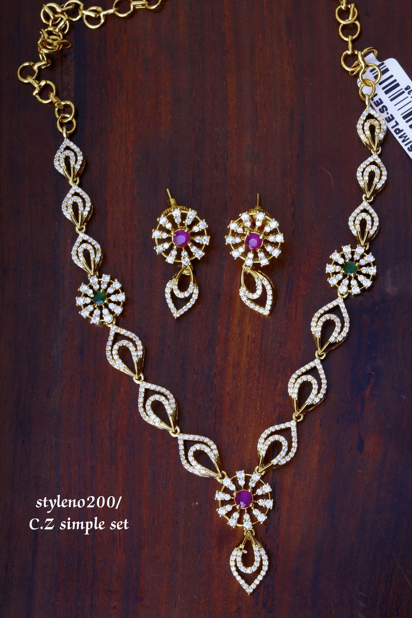 V869:Beautiful CZ Stone Necklace Set
