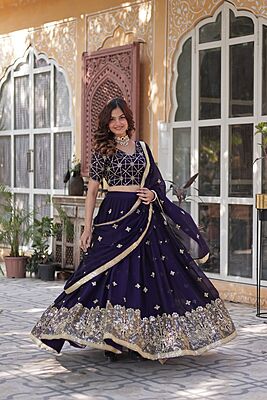 V670: Beautiful Designer Georgette Lehanga Set