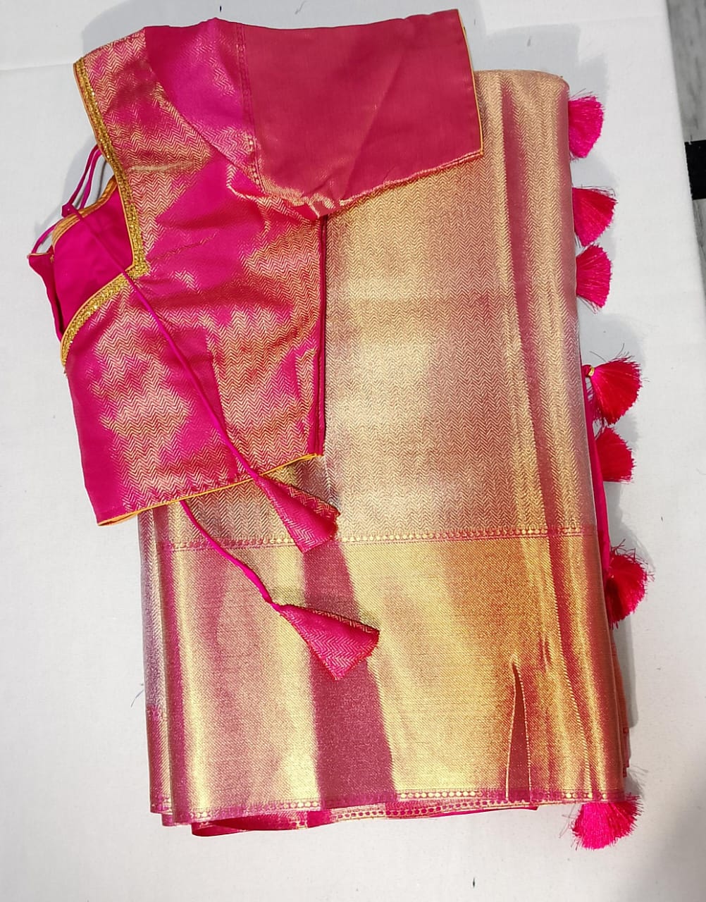 C125: Ready To Ship Beautifuk Tissue Silk Saree With Stitched Blouse