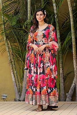 B2094: Beautiful Georgette Frocks