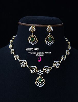 V926: Beautiful Premium Diamond Replica Necklace Set
