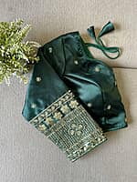 B3221: Beautiful Readymade Blouses