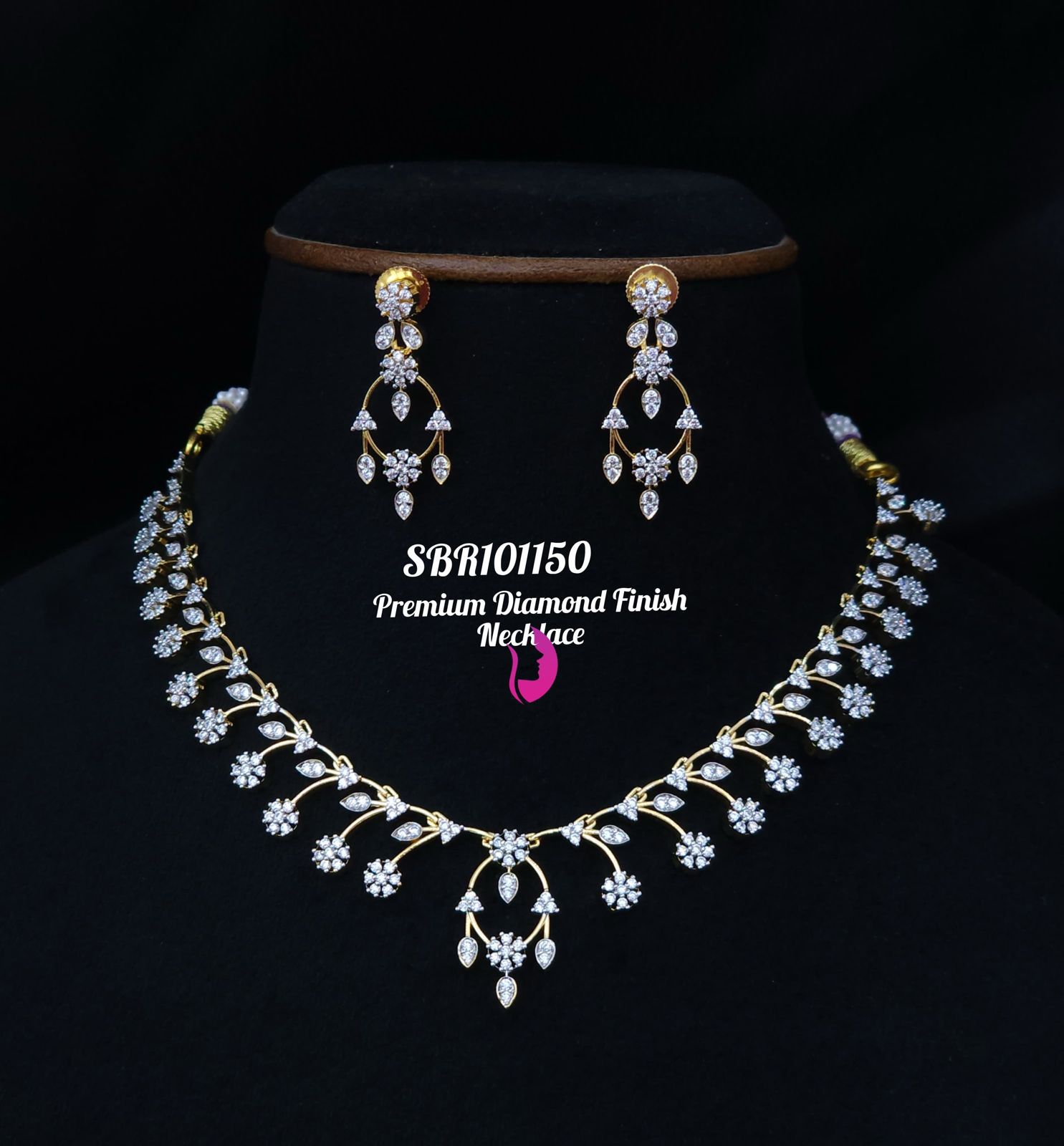 v974: Beautiful Premium GJ Diamond Finish Necklace Set