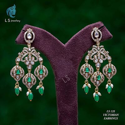 V399: Beautiful Victorian Earrings