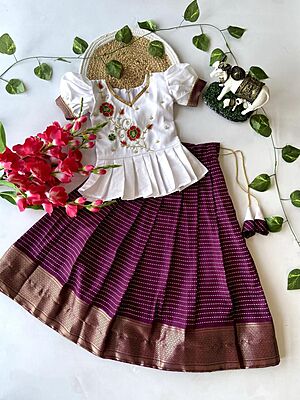 P179: Beautiful Dola Silk Lehanga Sets