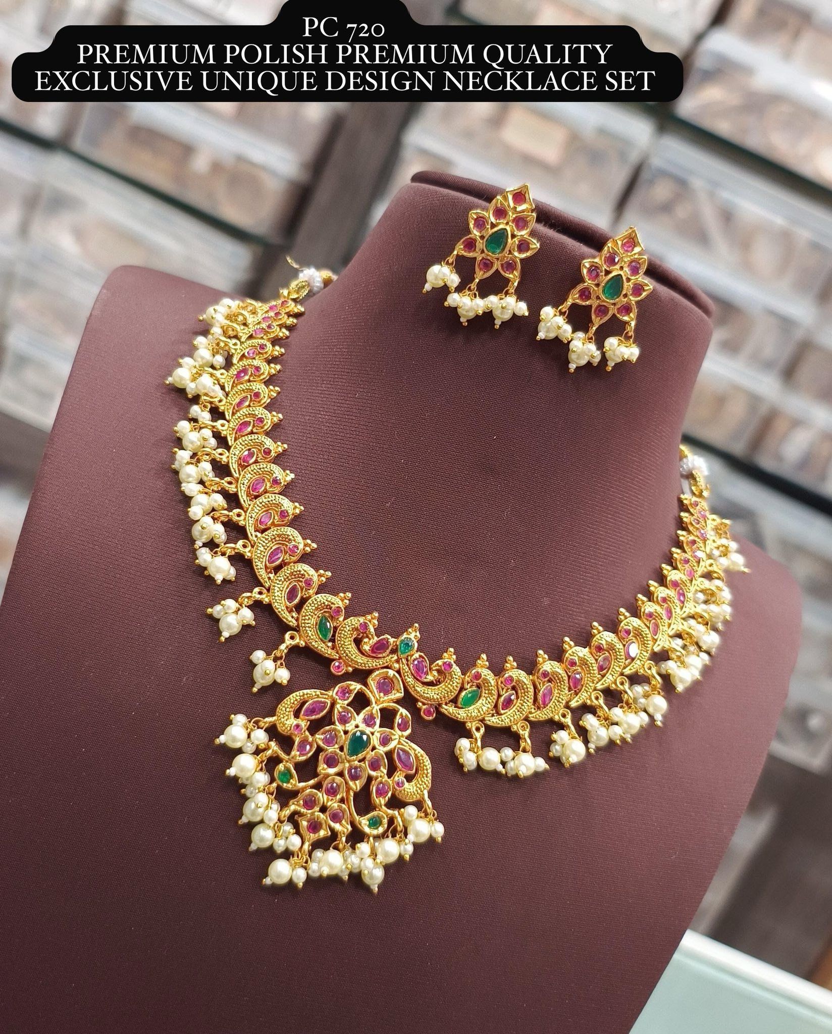 v992: Beautiful Premium Polish Premium Quality Unique Design Necklace Set