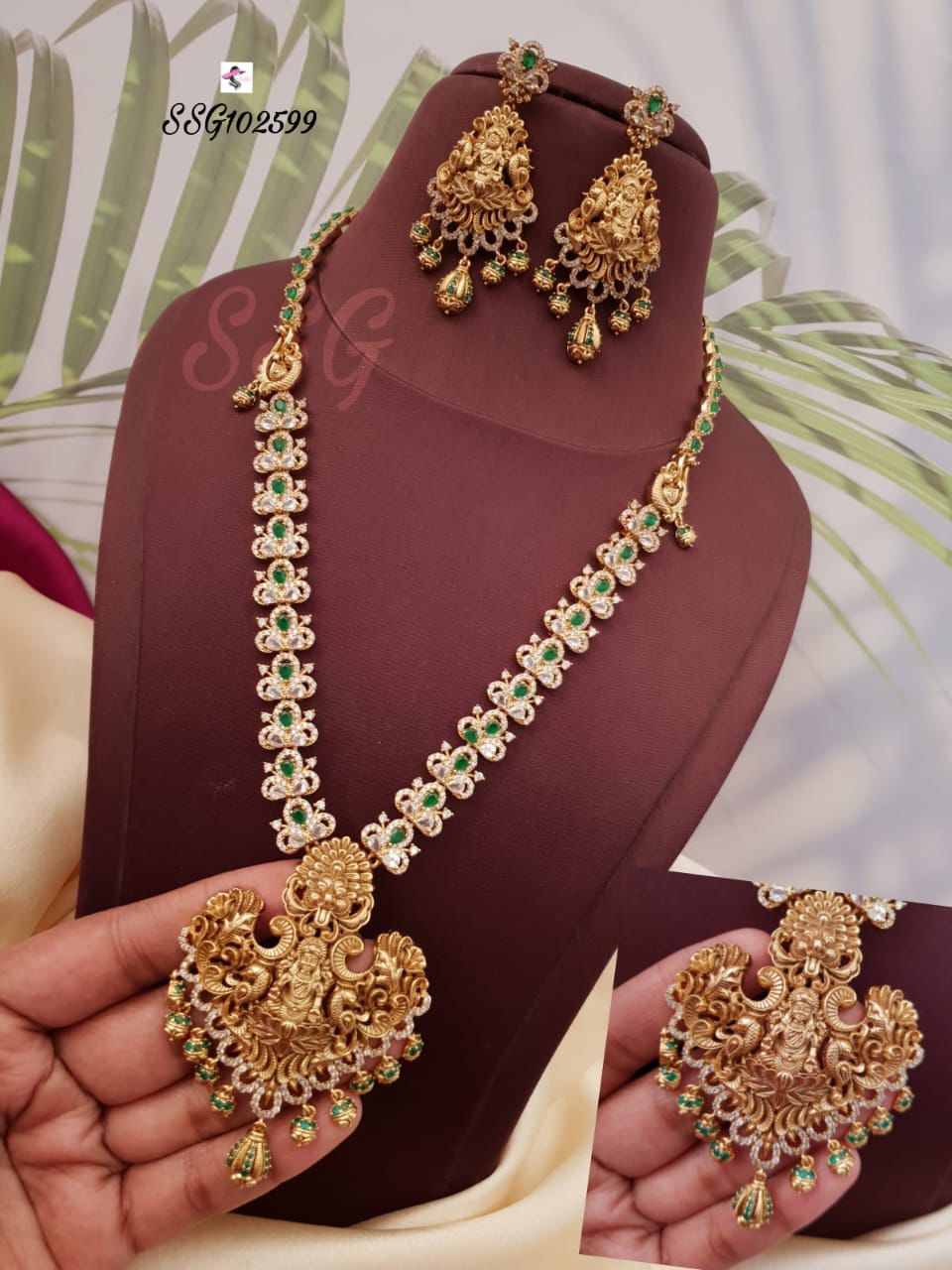 V1011: Beautiful Long Haram Set
