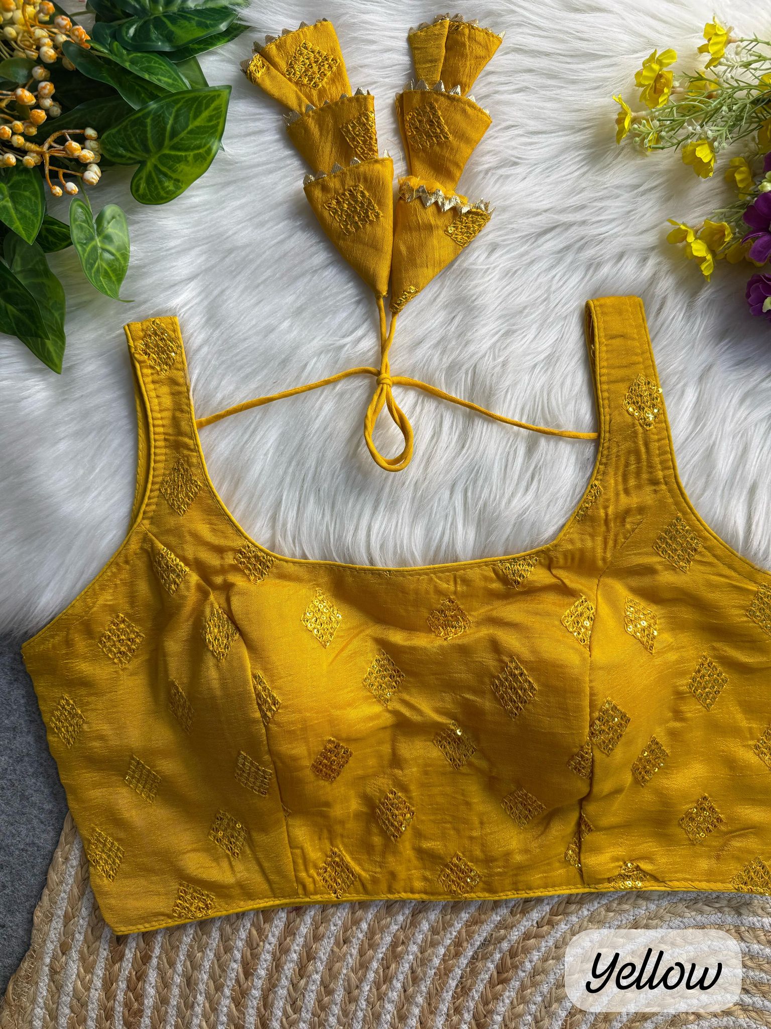V911: Beautiful Readymade Blouses V911: Beautiful Readymade Blouses