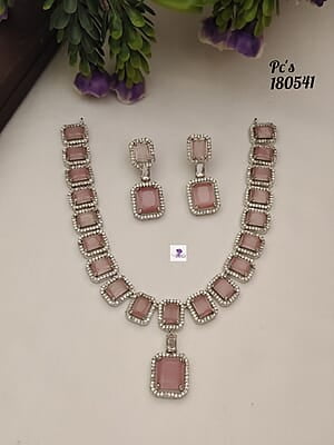 M021: Silver Pink Stone Necklace Set