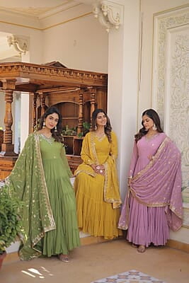 P152: Beautiful Georgette Frock With Duppata