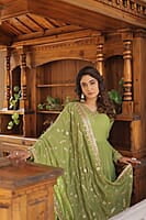 P152: Beautiful Georgette Frock With Duppata
