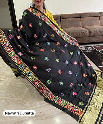 M1171: Beautiful Designer Duppatas