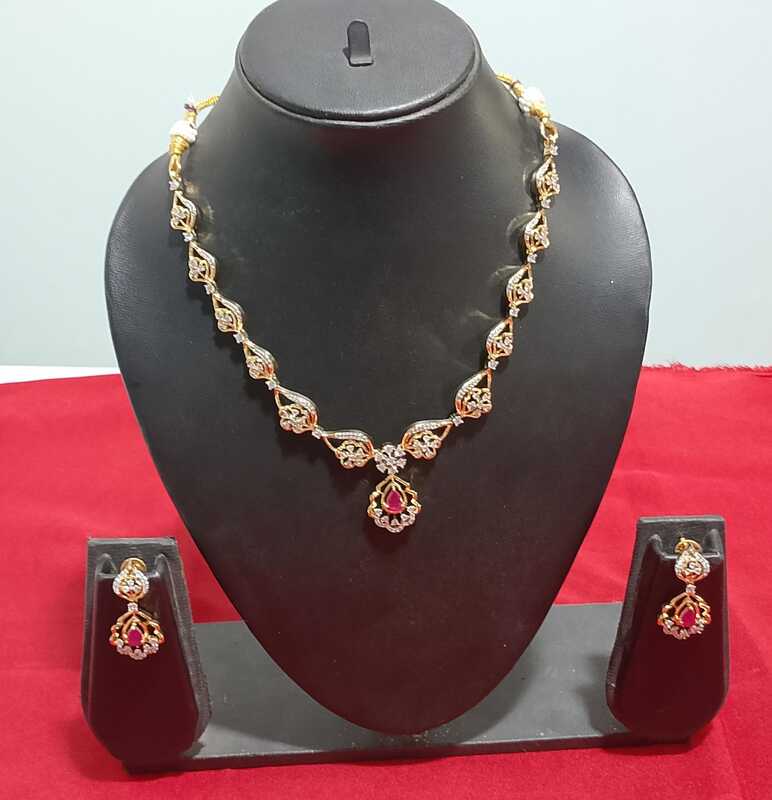 C019: Ready To Ship Beautiful Necklace Set