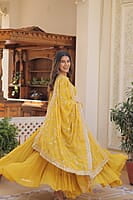 P152: Beautiful Georgette Frock With Duppata