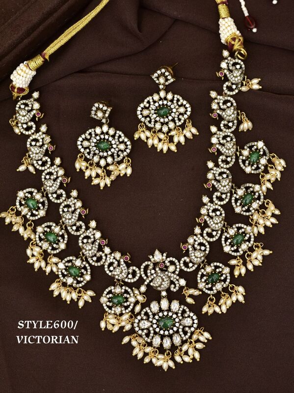 V428: Beautiful Victorian Long Haram
